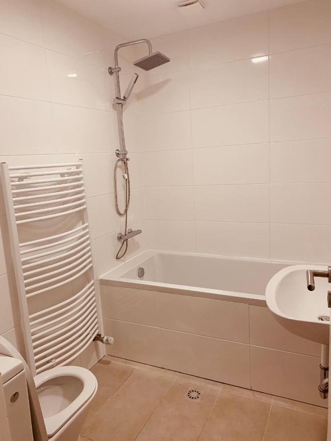 Privatunterkunft Private In *